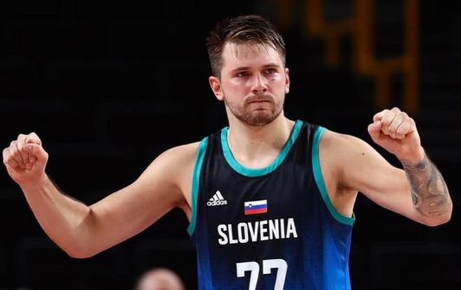 术微调达成 术微调达成