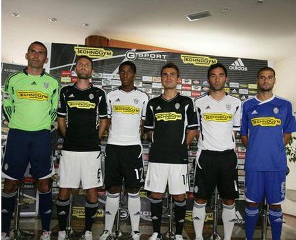 调整为更强 调整为更强