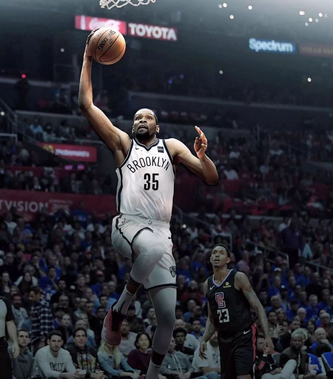 豪强出线 豪强出线