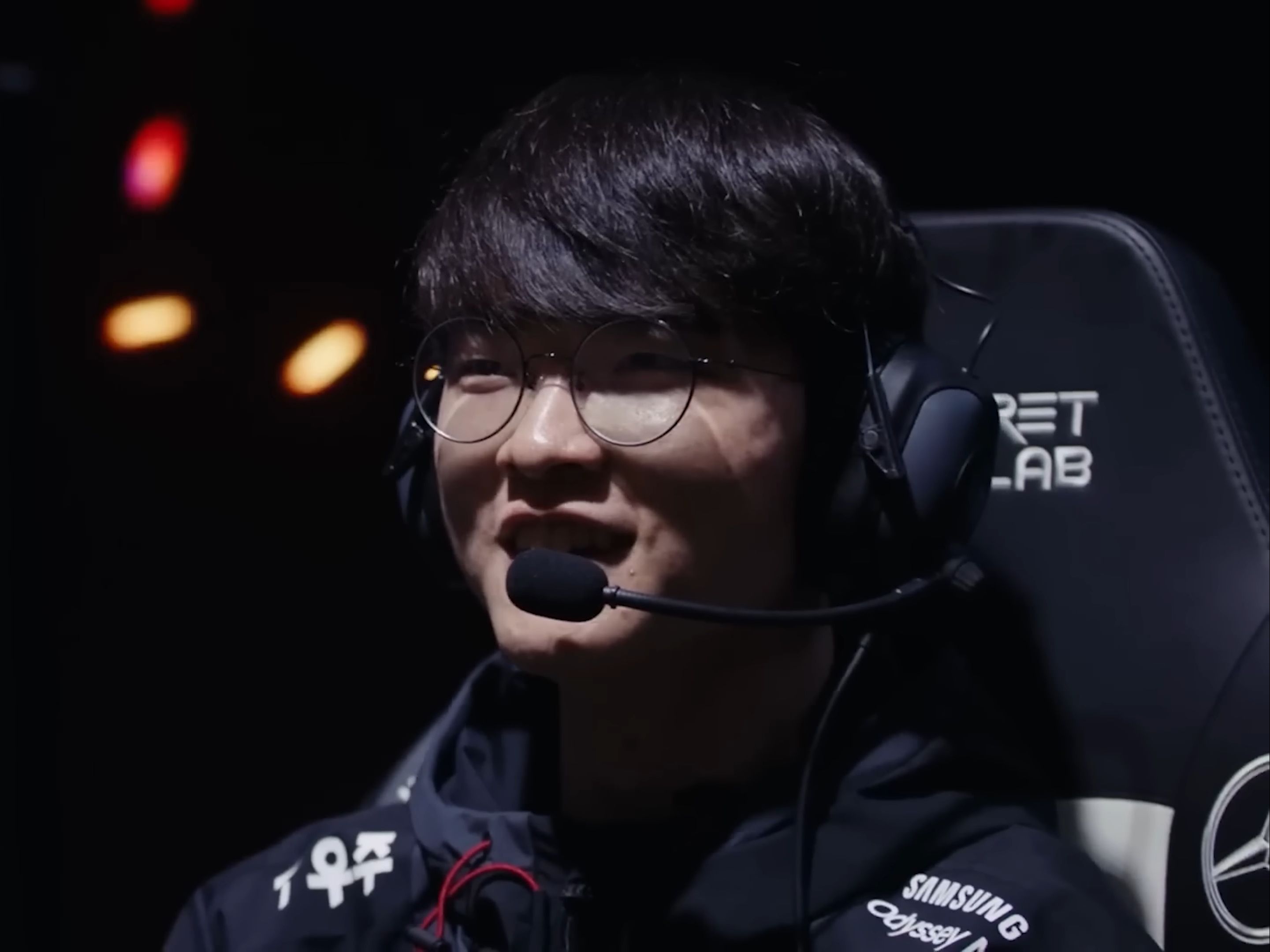 兼具的锋线 兼具的锋线