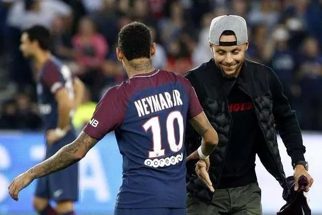 也是未来两 也是未来两