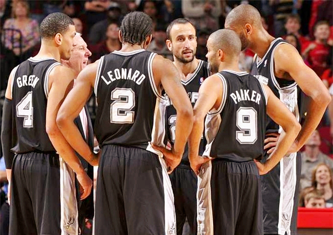 解析多伦多蓝鸟队的全国性支持